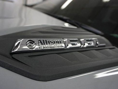 Used 2025 Chevrolet Silverado 2500 Custom image 5