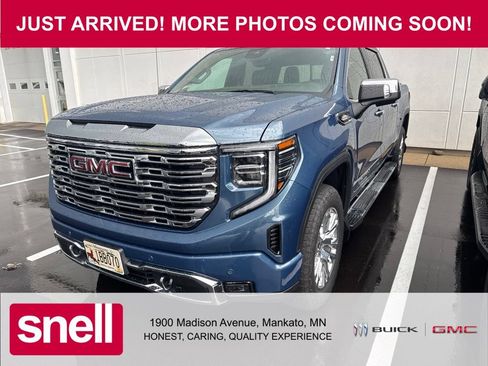 Used 2025 GMC Sierra 1500 Denali w/ Technology Package AWD/4WD image 1