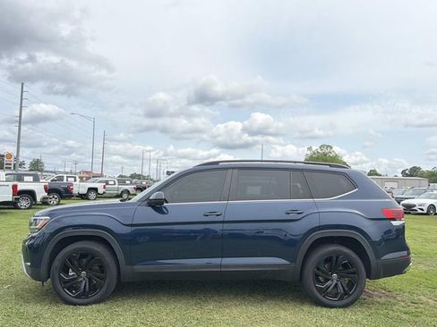 Used 2022 Volkswagen Atlas SE FWD image 12