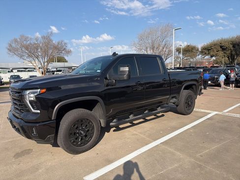 Certified 2024 Chevrolet Silverado 2500 LTZ w/ LTZ Plus Package image 25