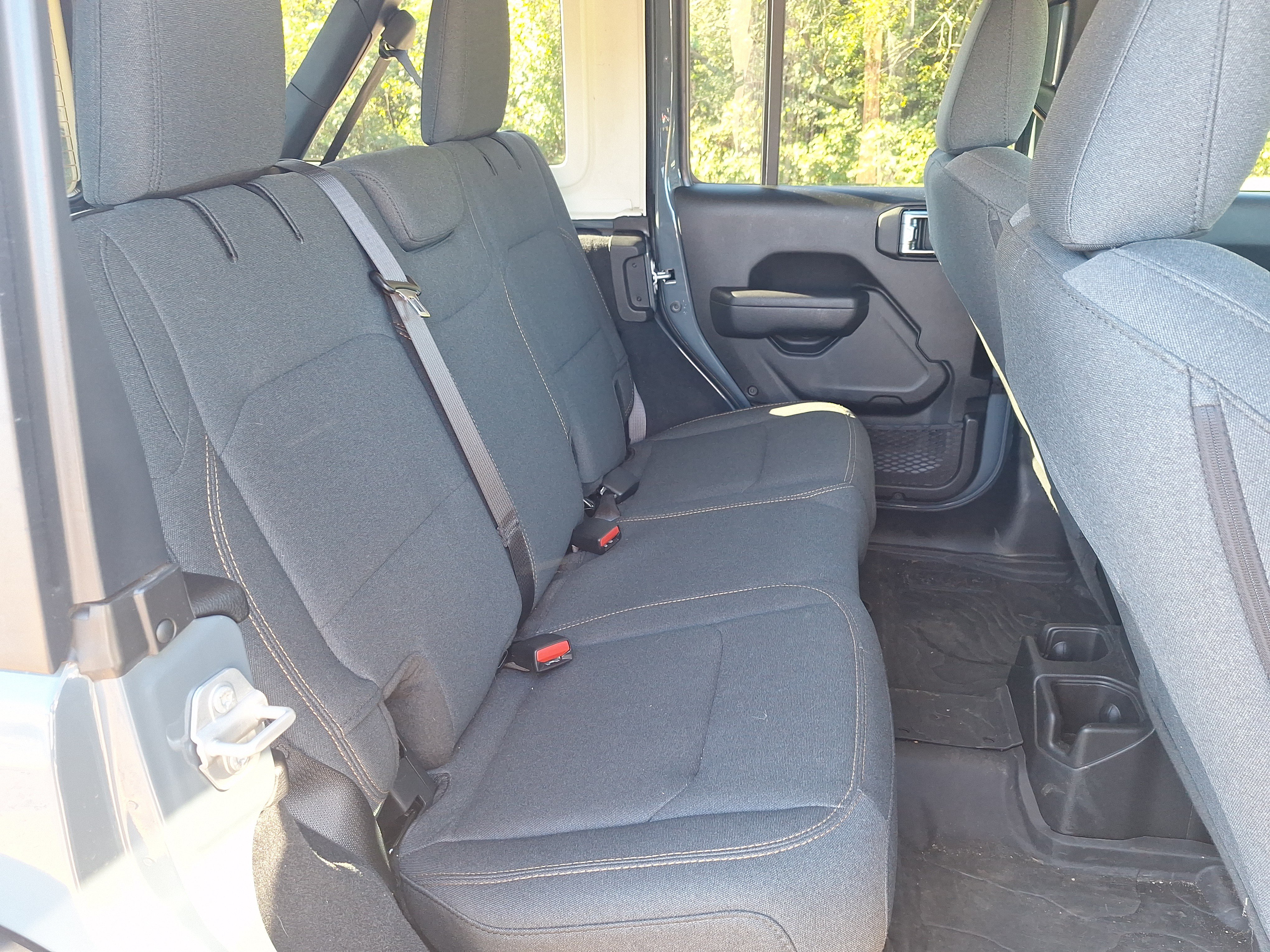 Used 2025 Jeep Wrangler Unlimited Sport AWD/4WD image 22