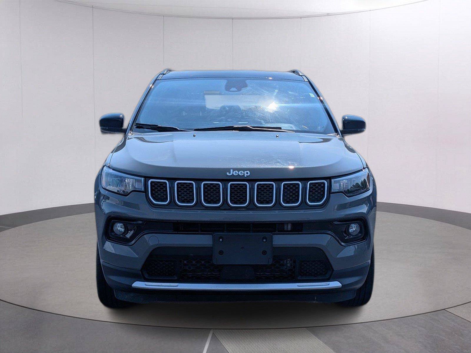 Used 2024 Jeep Compass Limited AWD/4WD image 10
