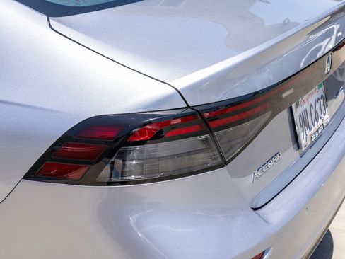 Used 2024 Honda Accord EX-L image 13