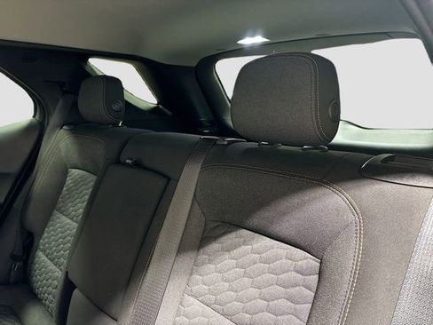 Used 2018 Chevrolet Equinox LT image 25