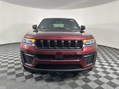 New 2026 Jeep Grand Cherokee Laredo image 11