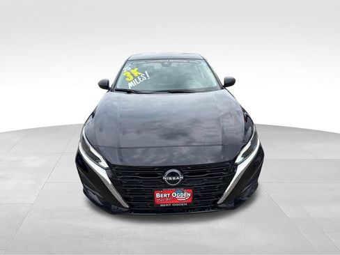 Certified 2025 Nissan Altima 2.5 S FWD image 2
