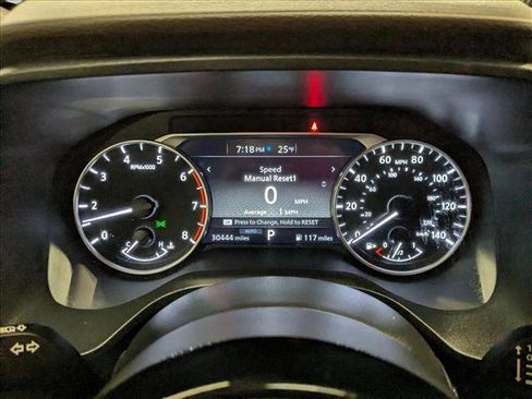 Used 2023 Nissan Rogue SV image 10