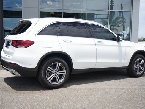 Used 2021 Mercedes-Benz GLC 300 4MATIC image 9