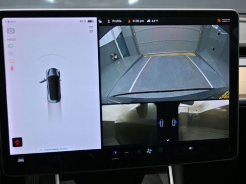 Used 2018 Tesla Model 3 Long Range image 21