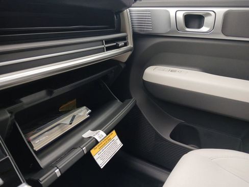 New 2026 Hyundai Santa Fe SE FWD image 22