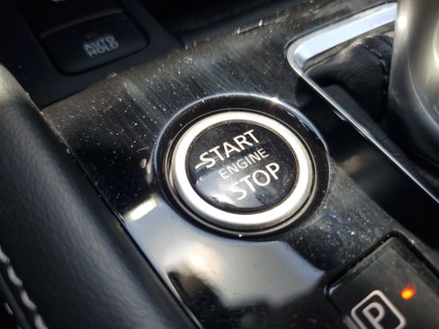 Certified 2023 Nissan Kicks SR image 22