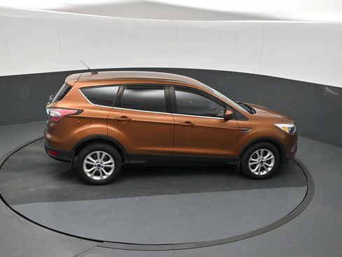 Used 2017 Ford Escape SE AWD/4WD image 26