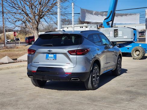 Used 2025 Chevrolet Blazer RS image 5