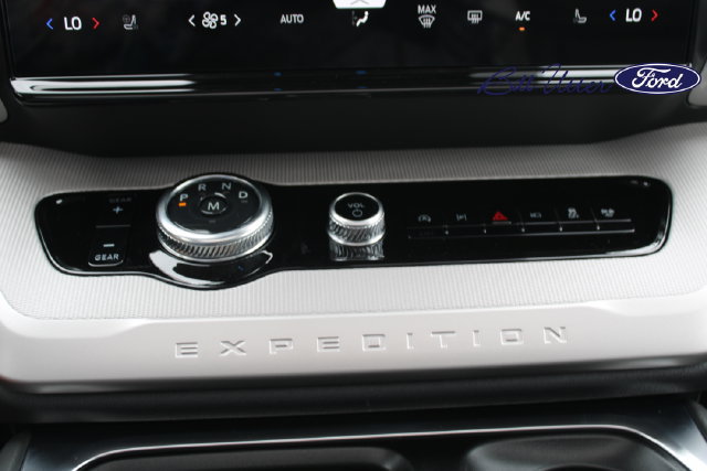 New 2027 Ford Expedition Active RWD image 15