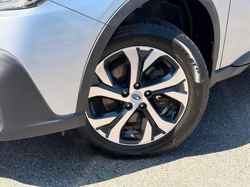 Used 2020 Subaru Outback Limited w/ Popular Package #2 AWD/4WD image 31