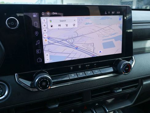 Used 2025 Chevrolet Colorado W/T image 3