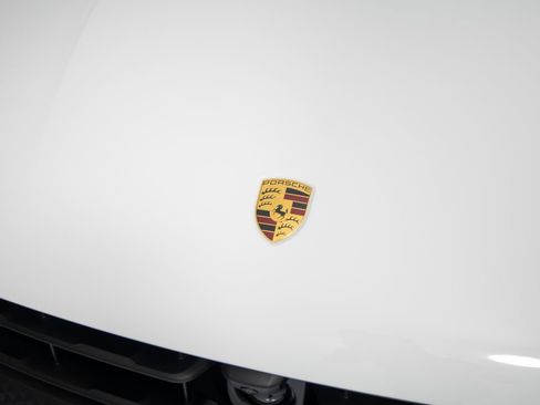 New 2026 Porsche Macan AWD/4WD image 34