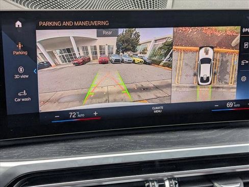 Used 2023 BMW i4 eDrive35 w/ Premium Package image 13