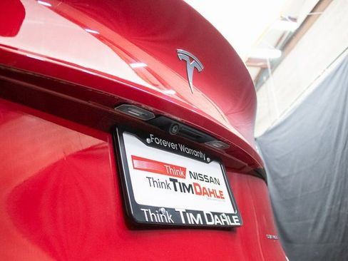 Used 2021 Tesla Model Y Long Range image 13