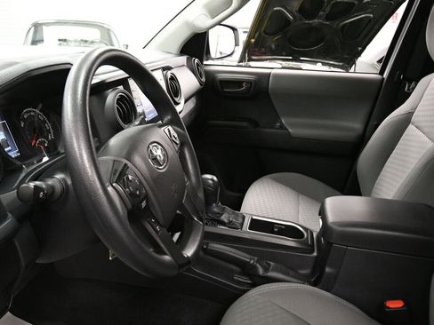 Certified 2021 Toyota Tacoma SR image 18