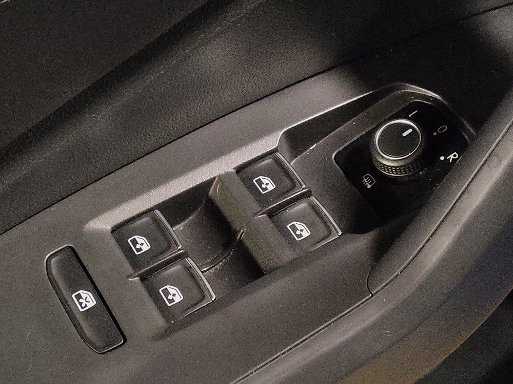 Used 2022 Volkswagen Jetta Sport FWD image 27