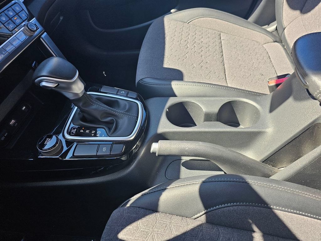 Used 2025 Kia Seltos S FWD image 27