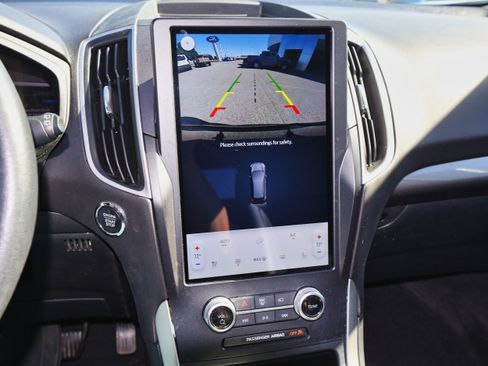 Used 2024 Ford Edge SEL w/ Convenience Package image 19