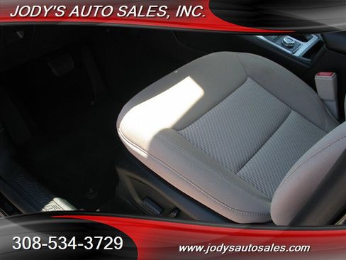 Used 2020 Ford Explorer 4WD w/ Class III Trailer Tow Package image 4