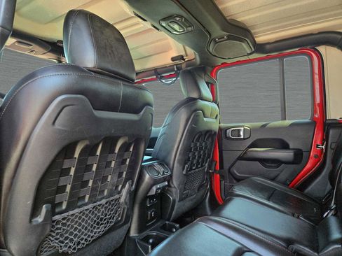 Used 2020 Jeep Gladiator Rubicon image 15