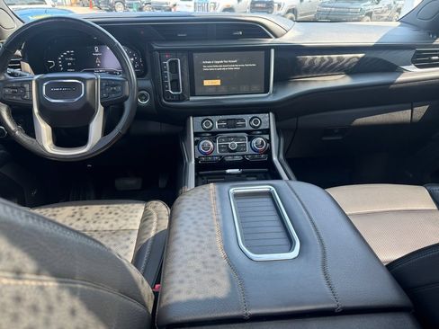 Used 2022 GMC Yukon Denali AWD/4WD image 17