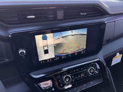 New 2026 GMC Sierra 1500 AT4 w/ AT4 Premium Package image 16