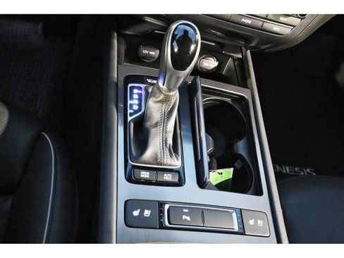 Used 2015 Hyundai Genesis 3.8 w/ Option Group 03 image 28