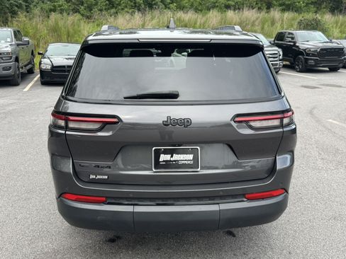 Used 2022 Jeep Grand Cherokee L Laredo AWD/4WD image 6