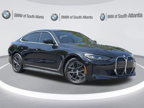 Used 2024 BMW i4 eDrive35 w/ Premium Package RWD image 2