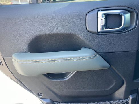 New 2026 Jeep Gladiator Mojave image 26