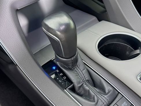 Certified 2020 Toyota Avalon Touring w/ Advanced Safety Package FWD image 17