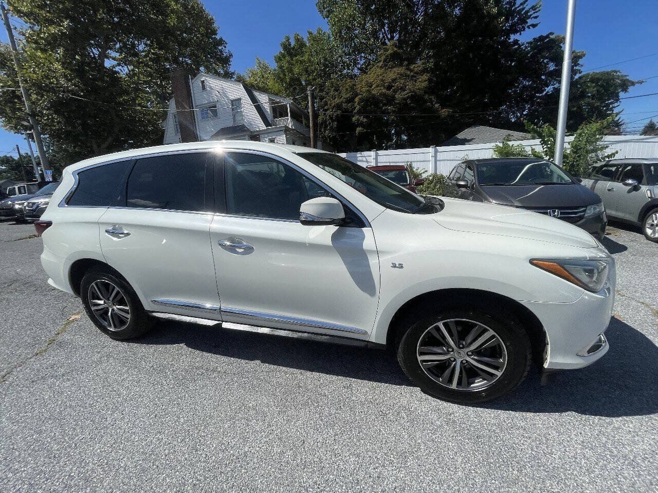 Used 2019 INFINITI QX60 Pure AWD/4WD image 4