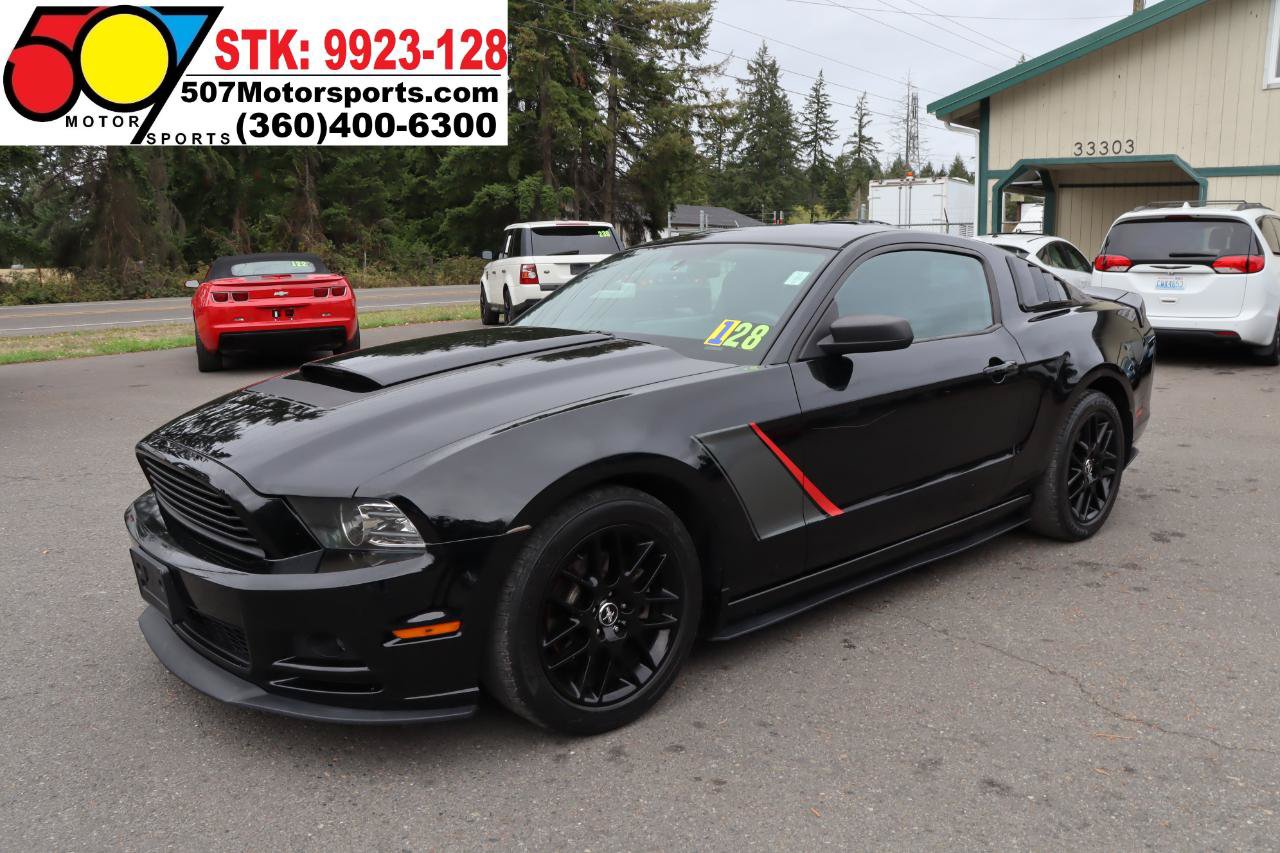 Used 2014 Ford Mustang Premium RWD image 2