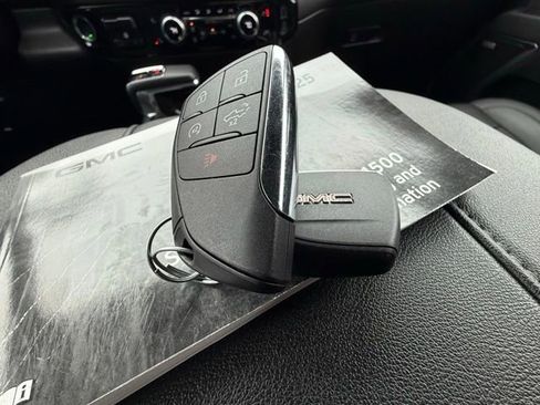 Used 2025 GMC Sierra 1500 Elevation w/ Elevation Premium Package image 43