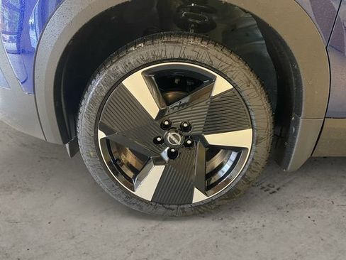 New 2026 Nissan Kicks SR w/ Cold Weather Package AWD/4WD image 15