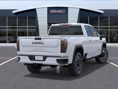 New 2026 GMC Sierra 2500 Denali Ultimate w/ LPO, Black Badging Package image 4