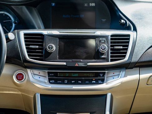 Used 2015 Honda Accord EX-L image 19