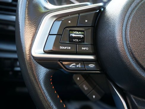 Used 2023 Subaru Crosstrek 2.0i Premium image 17