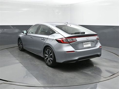 Used 2023 Honda Civic EX-L image 5