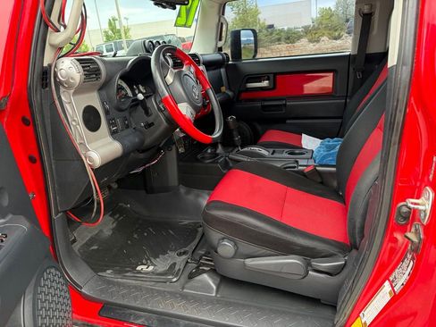 Used 2012 Toyota FJ Cruiser 4WD w/ Trail Teams Special Edition image 13