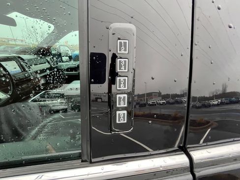 Certified 2021 Ford F350 Platinum image 11