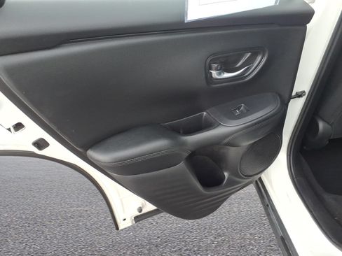 Certified 2024 Honda HR-V LX image 12