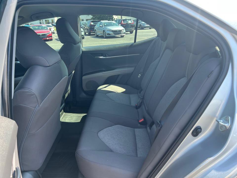 Used 2022 Toyota Camry LE FWD image 34