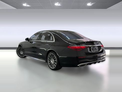 New 2026 Mercedes-Benz S 580e 4MATIC Sedan image 3