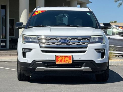 Used 2018 Ford Explorer XLT w/ Equipment Group 202A FWD image 8